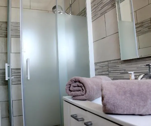 Lägenhet Venus Saint-Quentin (Aisne)